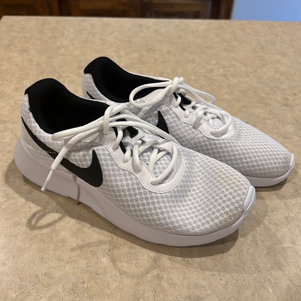 Nike White Running Shoes